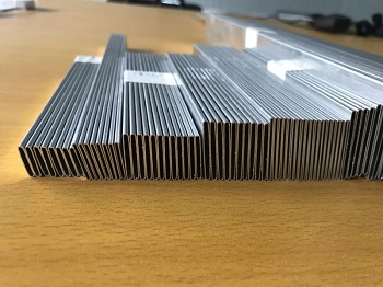 ကုမ္ပဏီ၏ အဓိက ထုတ်ကုန်များမှာ အော်တို Extrusion Aluminum Tube ဖြစ်သည်။